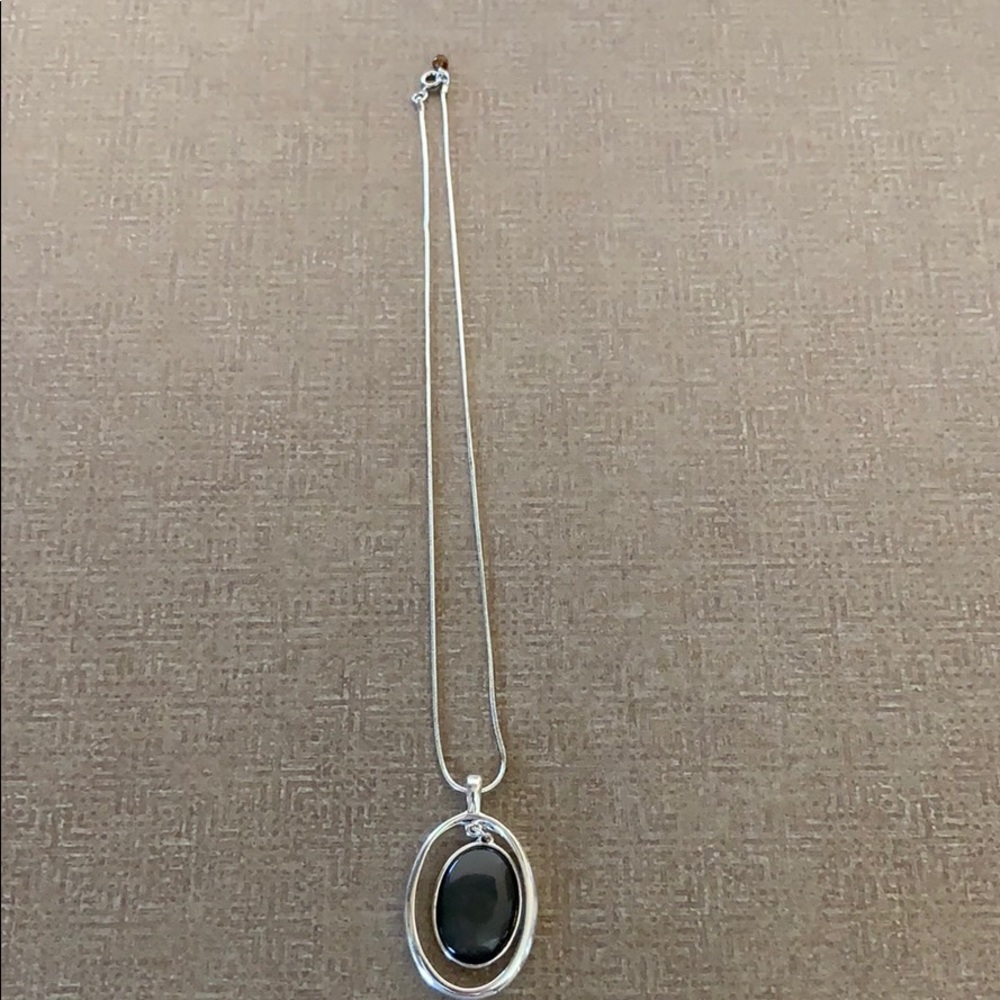 Women’s necklace